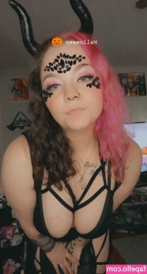 Lylacuteasducks - Are you on my VIP PAGE    creamyevip