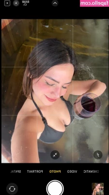 Bárbara Núñez [ ba-rbara-nu-n-ez ] - Merry 🎄 Christmas  Have a wonderful holiday peeps🎅 xoxo  📸