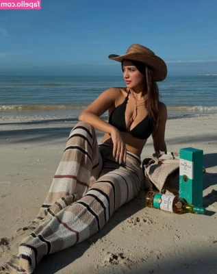 Bárbara Núñez [ ba-rbara-nu-n-ez ] - Happy Saturday