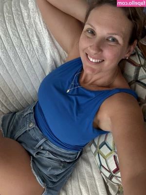 sweettart1215 - Cum play in the bubbles with me baby