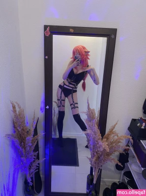 felvelial - 20min JOI in all my goth bombshell glory 🖤🖤🖤  Tip $5 on this