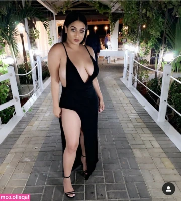 Sej Mehra [ sej-mehra ] - it’s almost birthday anyone wanna spoil me?🥺