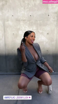 Sej Mehra [ sej-mehra ] - Fingering my arshole