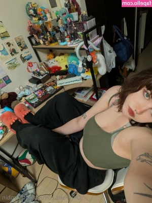 mylittlerobin [ mylittlerobin-1 ] - Sum booty for y'all 😋🥰🍑