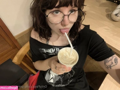 mylittlerobin [ mylittlerobin-1 ] - ✨Love good hotel lighting ✨