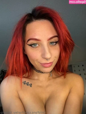 Harley Faye [ harley-faye ] - Feeling playful today! Join me in my DMs for some fun! ☀