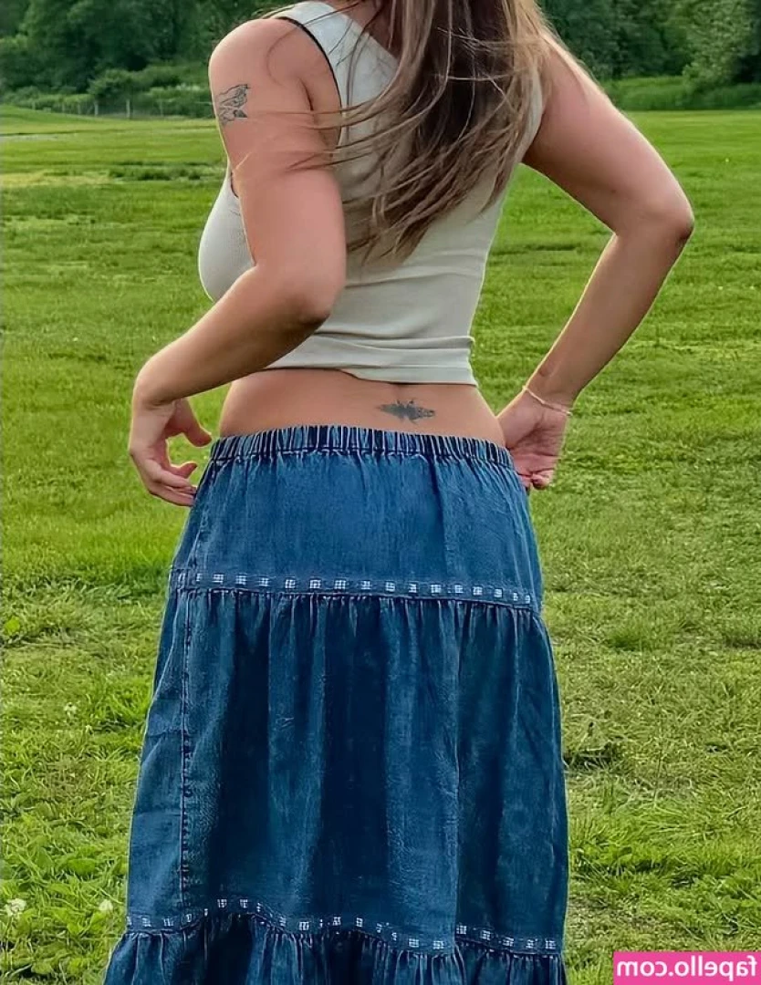 calliewilson_ [ calliewilson ] - if I don't do any dirty stuff, I won't do anything 😏🥰
