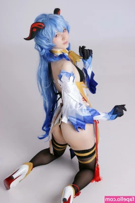 Kawaii Fox Tyan [ kawaii-fox-tyan ] - Have you checked your messages yet today?