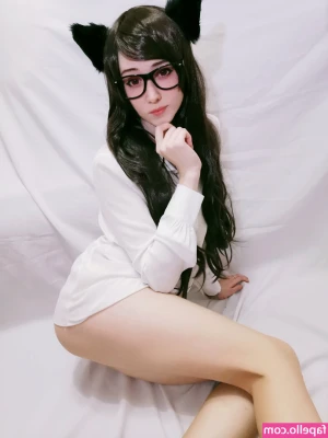 Kawaii Fox Tyan [ kawaii-fox-tyan ] - I was gonna film.. but apparently family is having a party here for