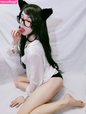 Kawaii Fox Tyan [ kawaii-fox-tyan ] - Do you like my bow tie? Sorry if my cock is a little distracting