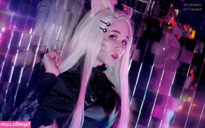 Kawaii Fox Tyan [ kawaii-fox-tyan ] - The last remanence of my leg hair!! Had a mini photo shoot before