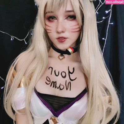 Kawaii Fox Tyan [ kawaii-fox-tyan ] - Do you like this color on me?
