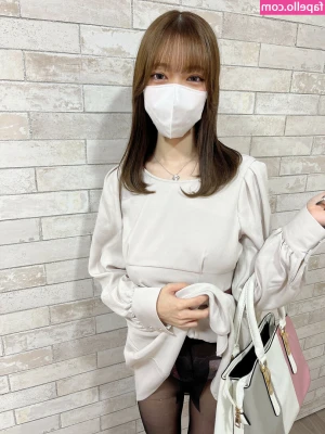 Yashiro Mio [ yashiro-mio ] - pull it to the side and eat me