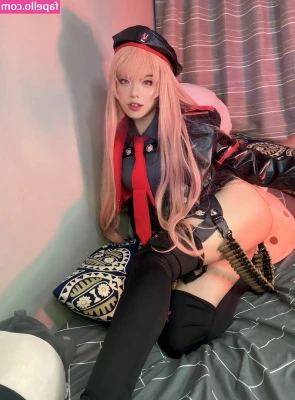 tin_coser [ tin-coser ] - SHE IS GOING TO RUIN EACH OF YOUR HOLES! @your-favourite-domme⛓😈