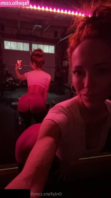 Dakota Blushing [ dakota-blushing-1 ] - patiently waiting for u