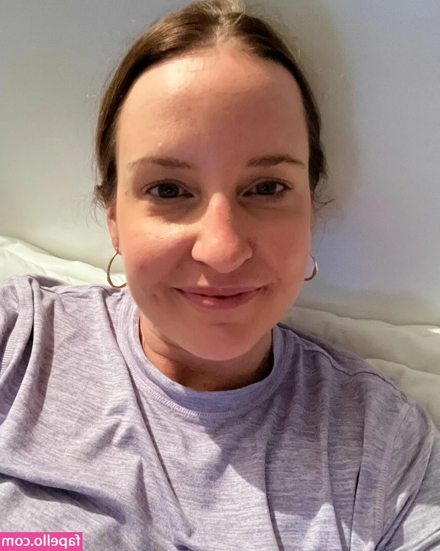 Avril Showers [ avril-showers ] - los domingos me porto bien 👼🧚‍♀️