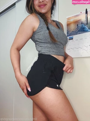 leilaniangelvip - Hiii daddy  waiting for you in my bed  Do you want to see this ass