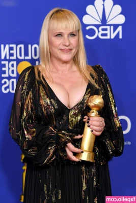Patricia Arquette [ patricia-arquette ] - Sunday funday  lets do something together