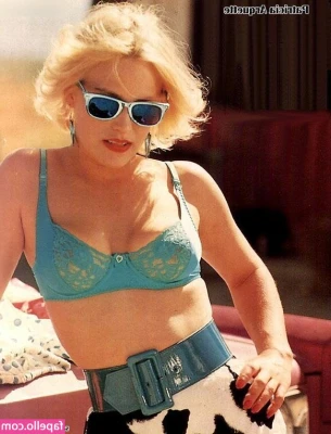 Patricia Arquette [ patricia-arquette ] - Tiny bikini, bigger desires. Ready to make some pleasures?