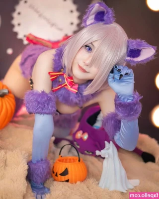 ASMR Mako [ asmr-mako ] - Hey  good lookin  What ya got cookin   Note to self  practice better