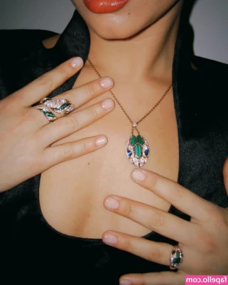 Isabela Merced [ isabela-merced ] - Glitter all over 💦