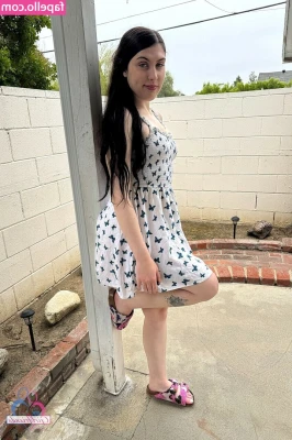 Daydreamdaisy - Big belly jiggles
