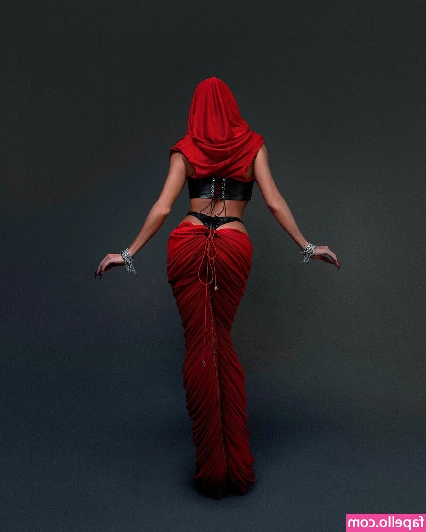 Deborah Secco [ deborah-secco ] - Do you want to see me naked? part 1