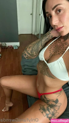 Giulia Bianchi [ giulia-bianchi ] - You should totally check your dm's... I sent you something wayyyy