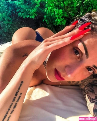 Giulia Bianchi [ giulia-bianchi ] - You gonna fuck me? 😉