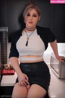 Ashley Barron [ ashley-barron ] - Where my foot lovers at?? 👣👣👣