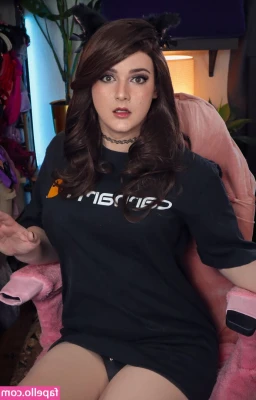 Ashley Barron [ ashley-barron ] - 🎥 Sneak peek of hot pillow fucking ppv sent today 🤫 part 2