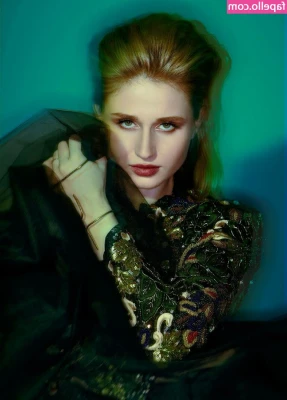 Rita Volk [ rita-volk ] - Would you like to end Hump Day with a shower with me, as water flows