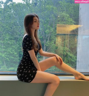 Elina Karimova [ elina-karimova ] - The most sexy pic of me nude but still keeping my boundaries. 