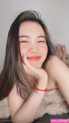 vanessawuu - Sex on the nude beach