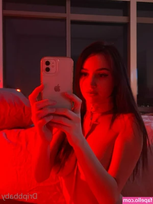 Catmilkiez - vid Thank you to whoever sent these lovely sparkly heels off My