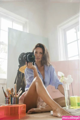 Dina Broadhurst [ dina-broadhurst ] - Time for Relaxing !  I need a maid too haha 🍸🍇 Enjoy your