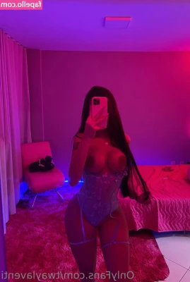 Twaylaventi - Who doesn’t love slo-mo ;)