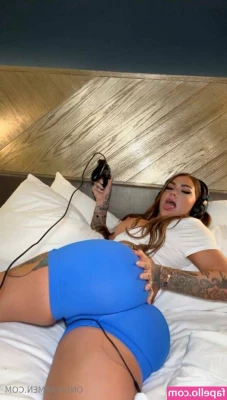 karmenkarma [ karmenkarma-5 ] - So thick!🤤😏🍆 @xxltoplondon