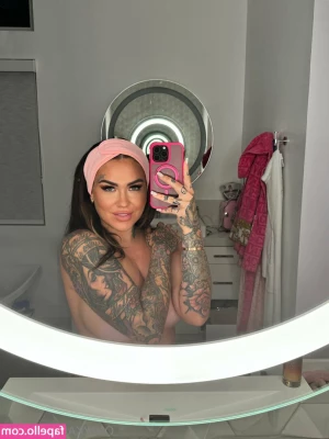 karmenkarma [ karmenkarma-5 ] - Titties  Almost done setting the house up  we ll be able to post some