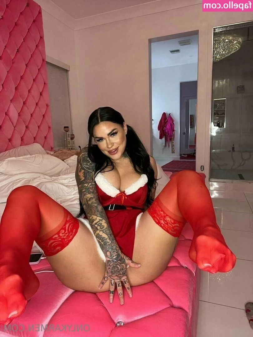 karmenkarma [ karmenkarma-5 ] - Moaning as loud as I want in my hotel room 💌