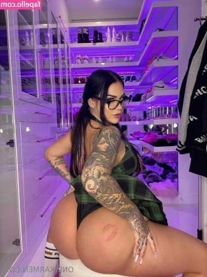 karmenkarma [ karmenkarma-5 ] - Rate my ass 1-10 using tip 😈