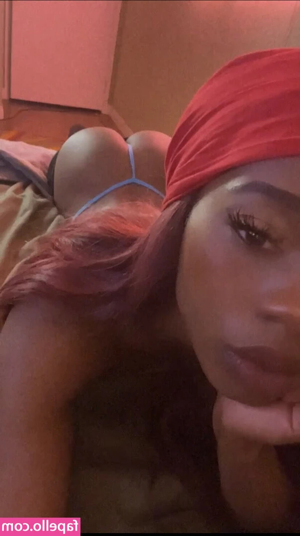 Urfavgirlfriend - I wish I could take your load😈