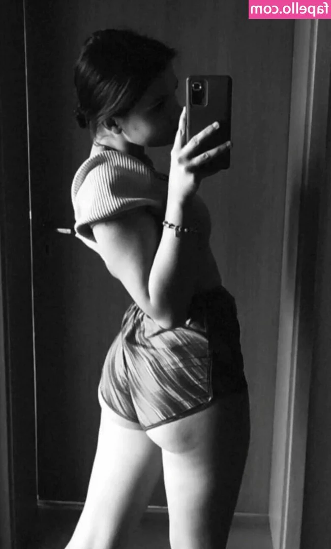 m_osuk [ m-osuk ] - I love sharing a little bit of my life with you, but do you want me