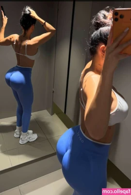 Lisa del Piero [ lisa-del-piero-1 ] - Am I your favourite Gamer Girl? 🥰