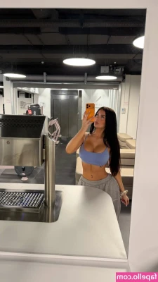Lisa del Piero [ lisa-del-piero-1 ] - ✖︎✖︎✖︎.....🐈‍⬛Take off my panties... ready to
