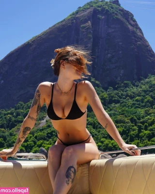 Karol Queiroz [ karol-queiroz ] - New vídeo cumming this week Feat  tangotedd