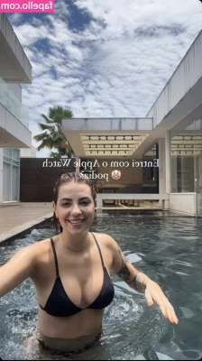 Karol Queiroz - Tis the season to be thicccc