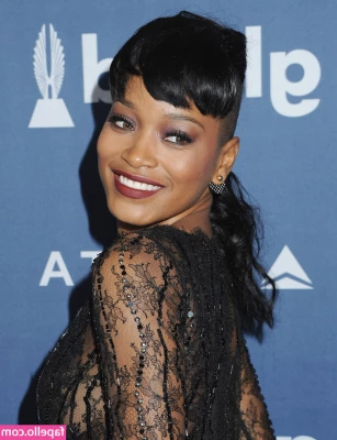 kekepalmer - snuck off to the bathroom during work