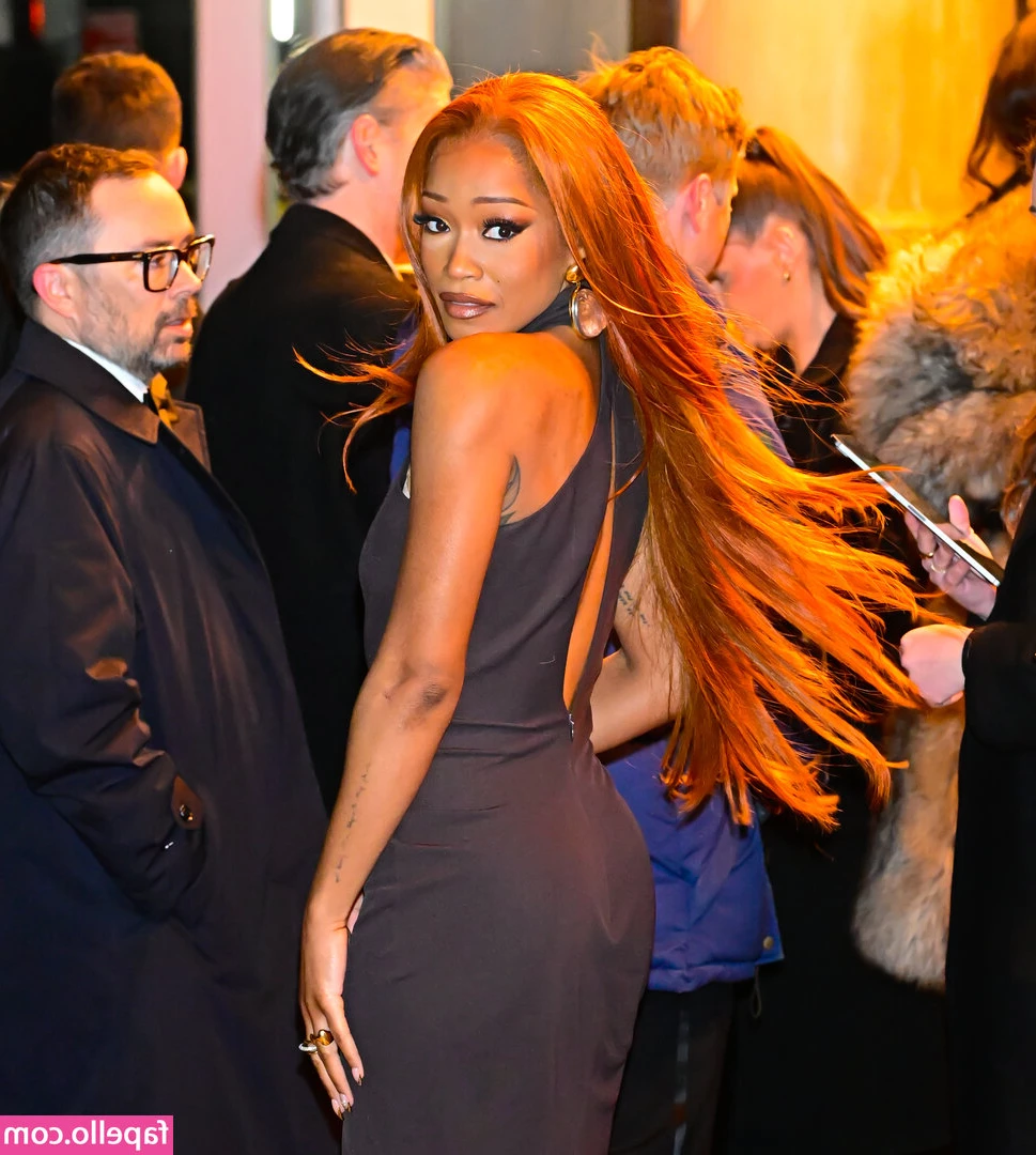 kekepalmer - Message me rn I’m taking live photos 😈