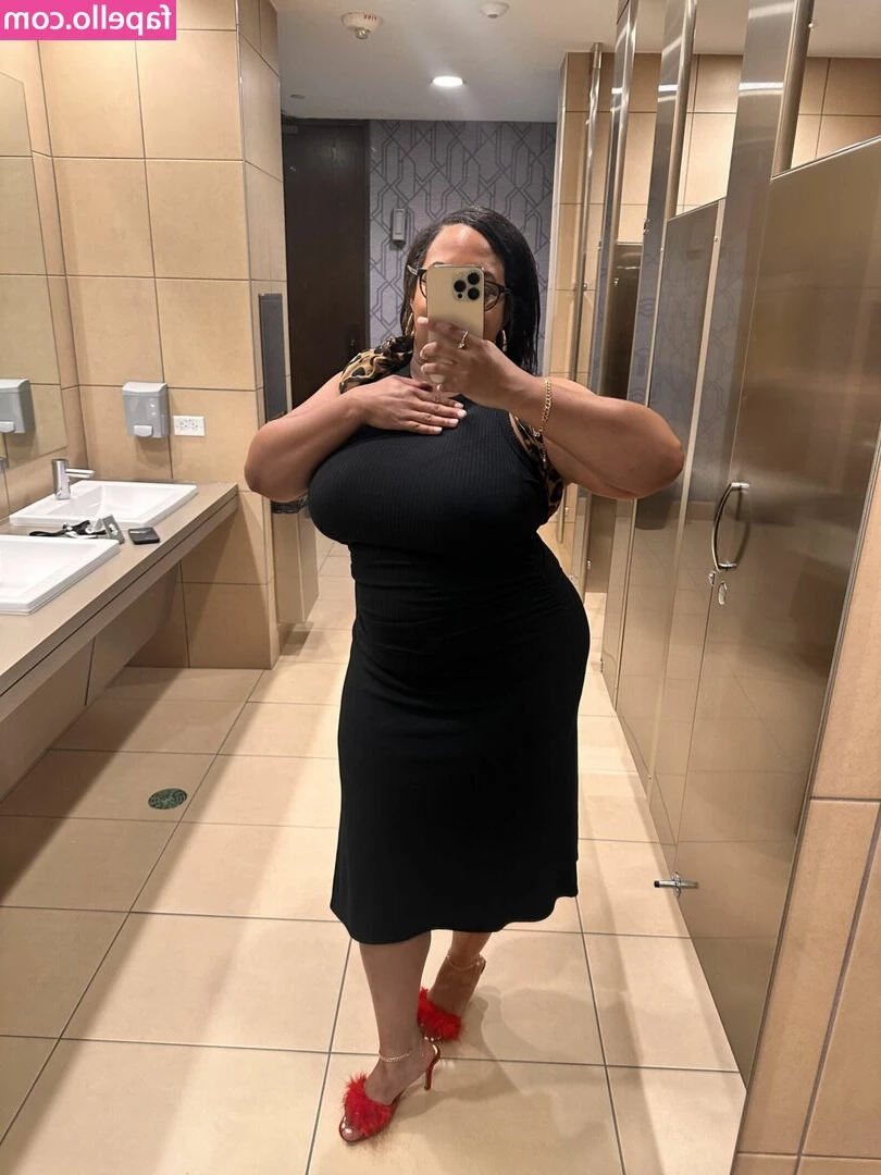 Naenaerealnasty - Was busy for the holidays but I m back baby   be ready for some fire
